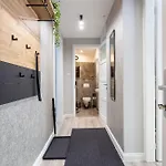 Buda Castle Serpentine Apartment *