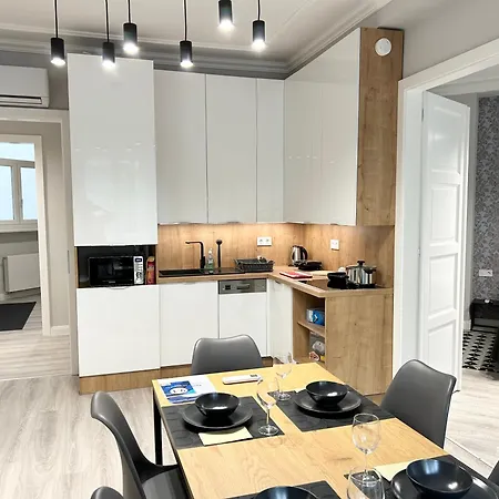 Buda Castle Serpentine Apartamento *